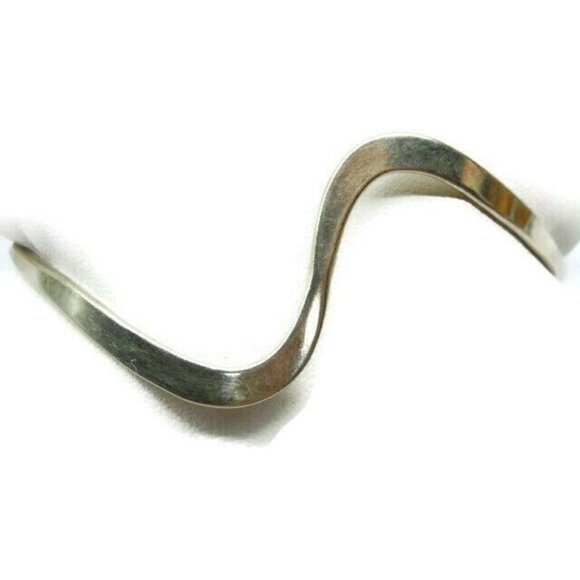 Single Wave Curved Latch Bangle Bracelet Hallmark DP Sterling Silver 925 Patina - Picture 2 of 12